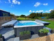 Backyard-Masters-Swim-Spas-Hot-Tubs_TidalFit_5