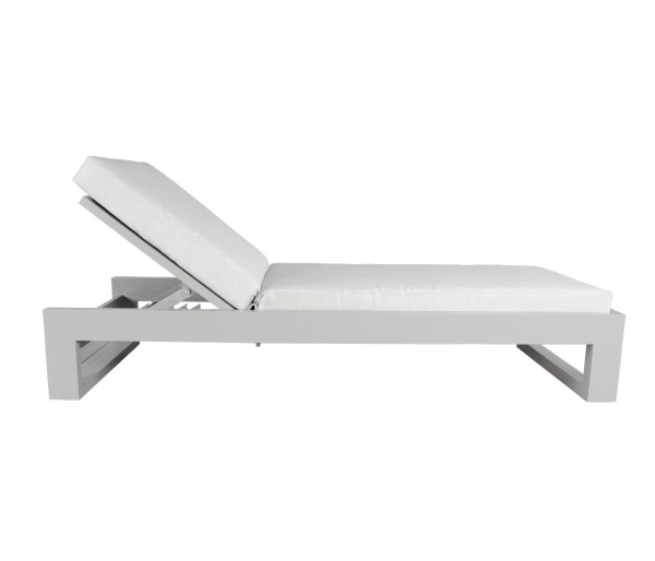 Belvedere Lounge - Image 2