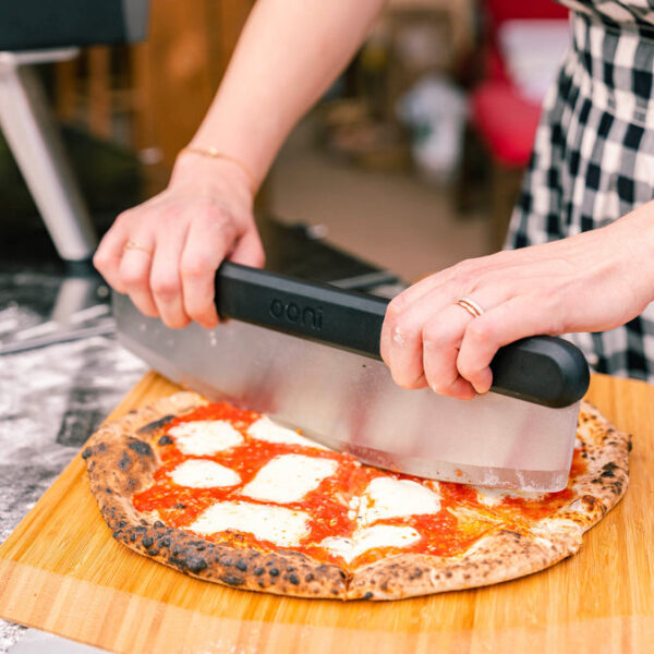 Ooni Bamboo 14" Pizza Peel & Serving Board - Image 6