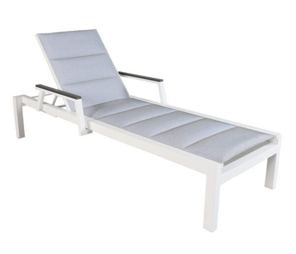 Origin Padded Arm Lounge