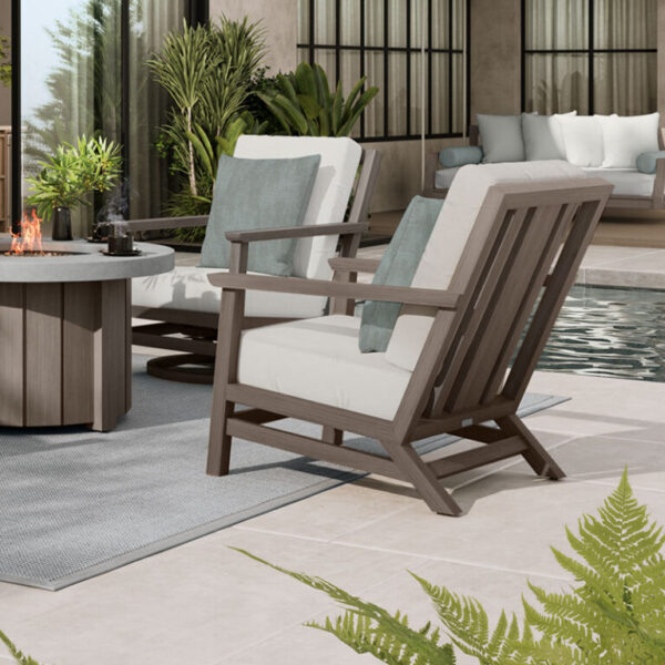 Tivoli Club Chair - Image 4