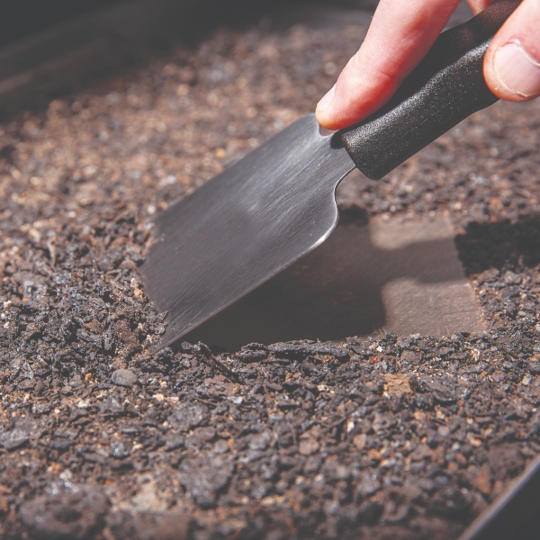 Broil King Pellet Grill Cleaning Kit - Image 4