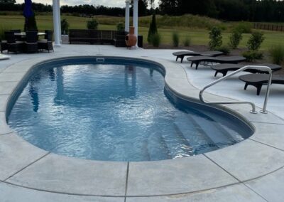 Barrier Reef Fiberglass Pools - Backyard Masters